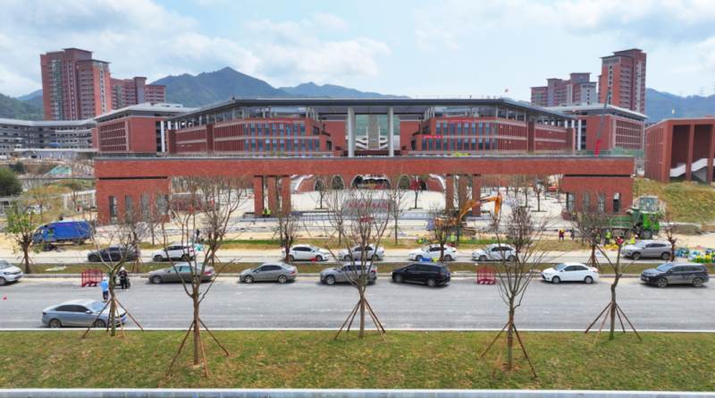 �����ЌW(xu��)���Ј@��������Г�Уչ��3300��(g��)��һ�W(xu��)λ9��1�ա����¡�