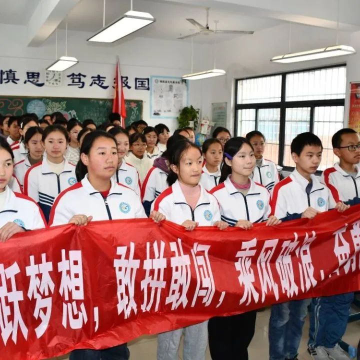 �L�S�h÷�_���W(xu��)У����P�ۇ����� ��푕r������