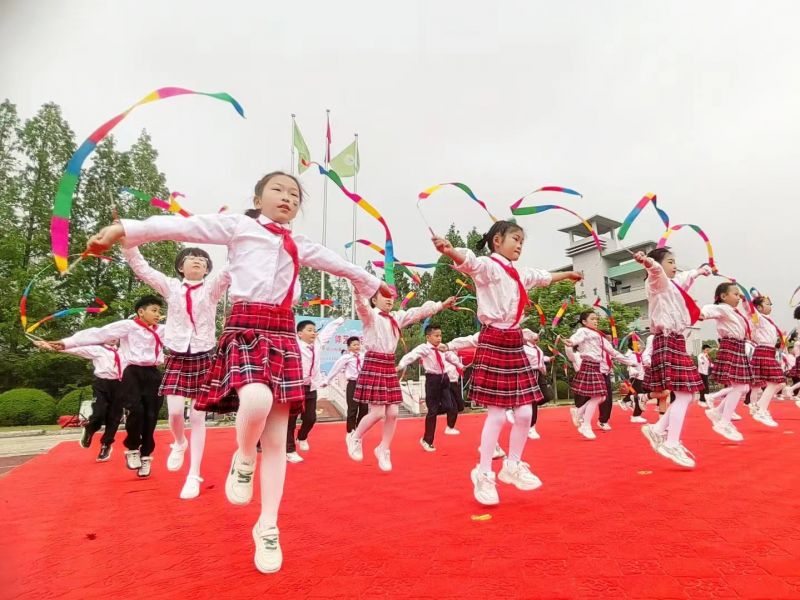 �c�㡰ͯ�������]ꖅ^(q��)У�@�c��һ���(d��ng)���ʼ���