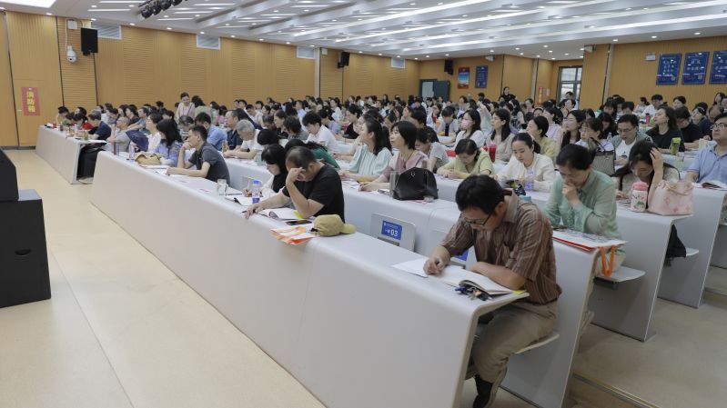 �Ϸ�����ʮ�ЌW(xu��)��У�������F(tu��n)2024��У����Ӗ(x��n)�A�M�Y(ji��)��