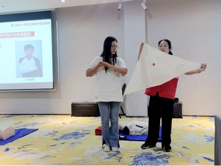 ��ɽ�^(q��)��С�W���׃��@У�@��ȫ�����ɲ���Ӗ�A�M�Y��