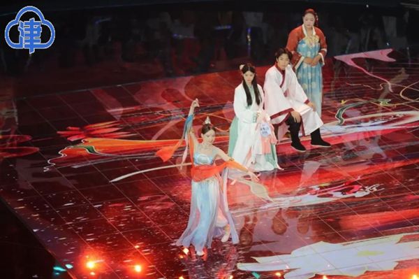 ���Čá��h�Z������С�W(xu��)�������㡢��ʮ�ߌá��h�Z�������ЌW(xu��)�����ı�ِ�չ�