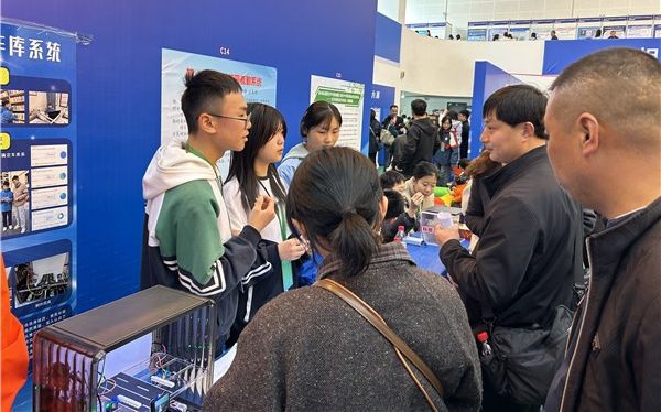 ʡ������Ƅ�(chu��ng)��ِ��Ů��ʣ�����ʮһ�Дث@4��һ�Ȫ�