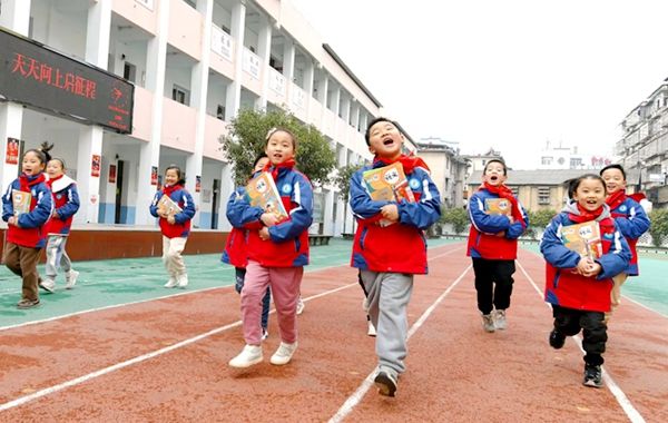 ӭ���^(q��)�����L���x��(w��)��������l(f��)չ����(y��u)�|(zh��)�����