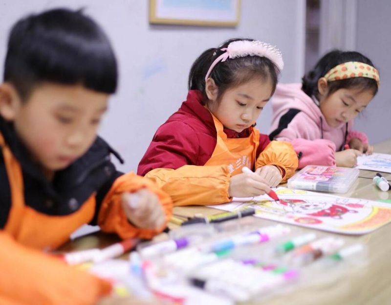 ���φ��ӌWУ���������Є�