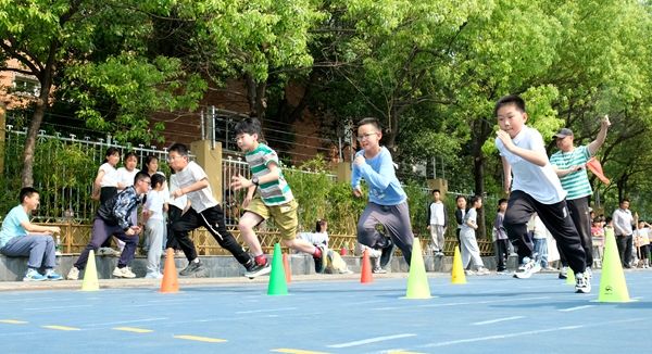 ����ʡ��С�W(xu��)��ÿ���w�����(d��ng)�r(sh��)�g������2С�r(sh��)