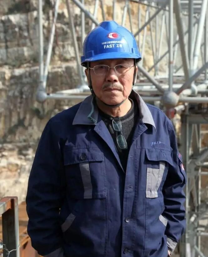 �˽̰��Z(y��)�Ľ̲�����һƪ�n�ģ��¾��@λ����ġ�׷�ǡ���