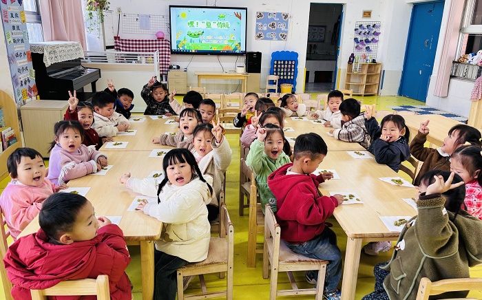 �٣����������桪����ӿh�����(zh��n)�����׃��@�_չ��������֮�౾�n�̻��(d��ng)