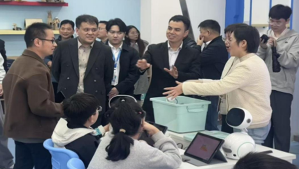 �������_չ��С�W�˹����ܽ���ϵ�л��