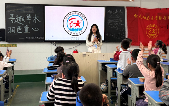 ʮ�����ČWУ����Ȥ��ľ��ͯ�ģ���Ȼ��������L