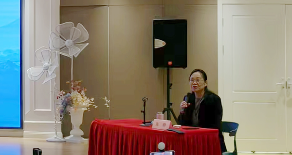 ���c�������C�P(gu��n)�׃��@����늌W(xu��)��(x��)�\�l(f��)չ