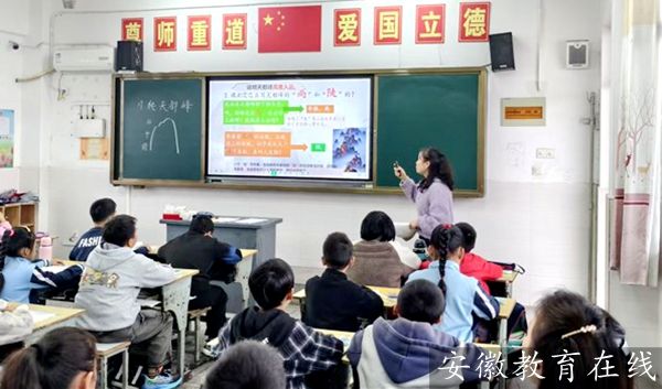 ����У���w̽�����l(xi��ng)����������·��