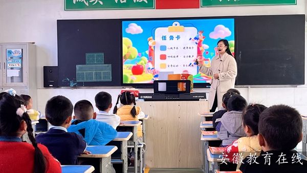 ʮ�����ČW(xu��)У��AI�x���n�����C�ϽM�̎��̌W(xu��)���l(f��)�²�