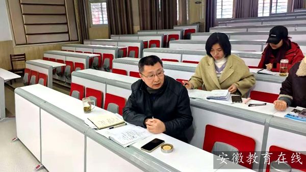 ����С�W(xu��)�w���̎���λ����չ�L(f��ng)��