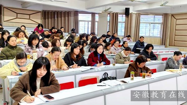 ����С�W(xu��)�_չ����̎���λ�����Z�ĽM�u�n���