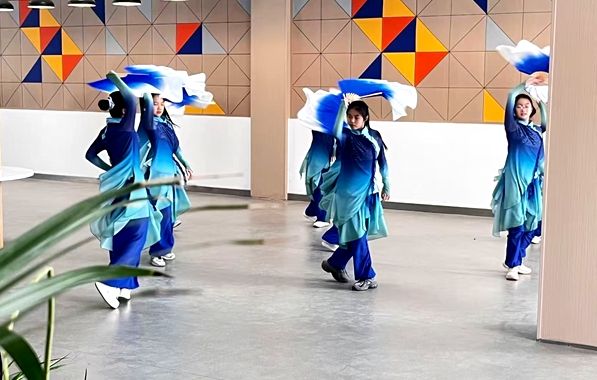 �ġ����wӛ���������҇���ѡ��������赸��һ�l��ӡ��̌W��̽