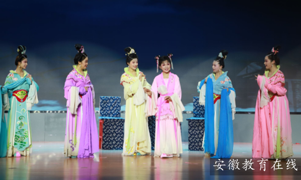 �����L(f��ng)��퍡����M(j��n)���c�t(y��)ˎ�ߵȌ��ƌW(xu��)У