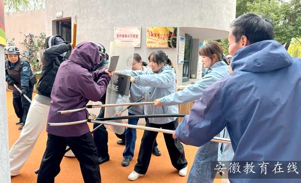 �Ϸ��а��c·�׃��@�������F����֮��ֈ@�����ַ��� �o���ס���ȫ