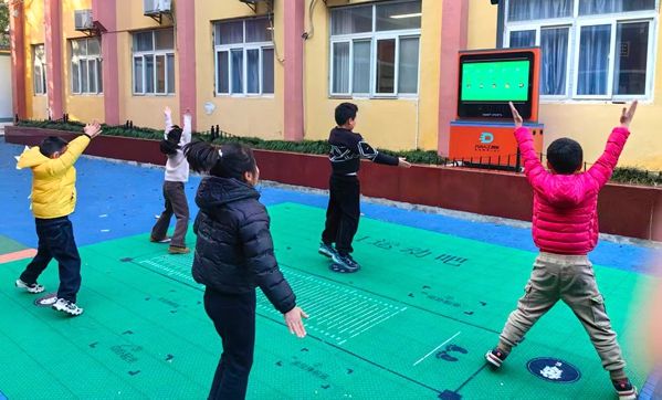 ����С�W�����@��ِ������AI�Ƽ�