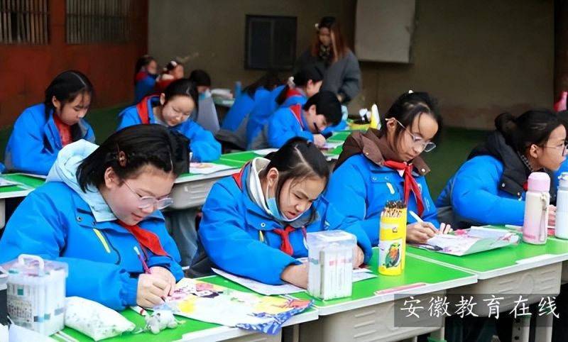 ��·��һС�W���������e�`���A �W���ں�ӭ�´�