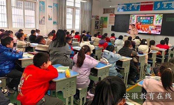 ʮ�����ČWУ���ƽ⡰�x�����}�����֣�̽�����W��x��·��