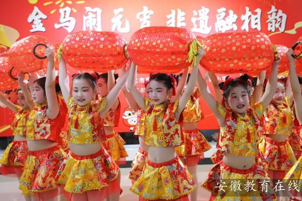 �����е�����(sh��)�(y��n)С�W(xu��)�c�ЈD���^(li��n)�kԪ���Έ@��(hu��)