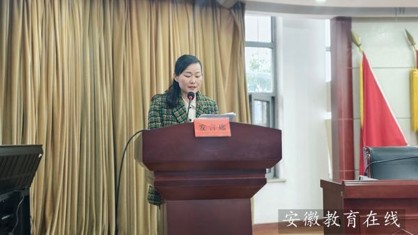 ���c�е�·��һС�W(xu��)�@�u���^�^(q��)2025������c�������˃�(y��u)���λ