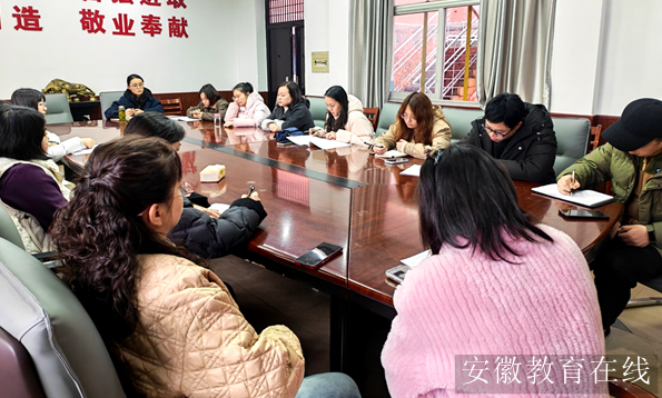 ����С�W�W��Ӣ�Z�����^�����|��Ч