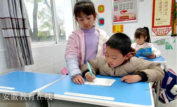 ������ČWУ�_չ�W���hϵ�л��