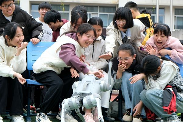 ���z�x�ܿƼ� ���`�c��˼�S �����Ϸ��а��Ӆ^����Z����ЌW��ʮ���ÿƼ���ʢ���_Ļ